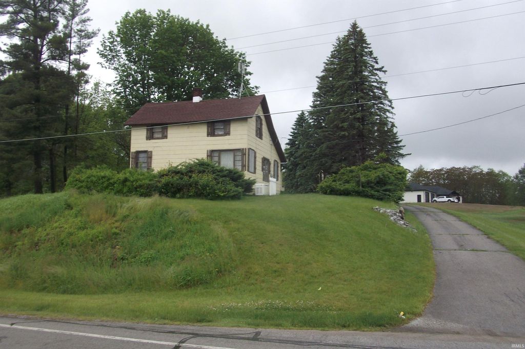 Photo of 5405 N State Road 127, Fremont, IN 46737 (MLS # 202619855)