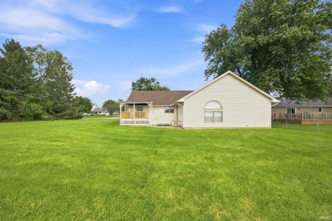 Tiny photo for 213 S Park Drive, Monticello, IN 47960 (MLS # 202626213)