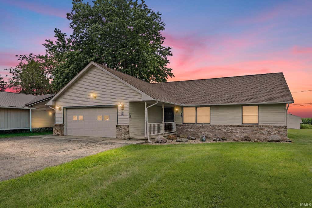 Photo of 213 S Park Drive, Monticello, IN 47960 (MLS # 202626213)