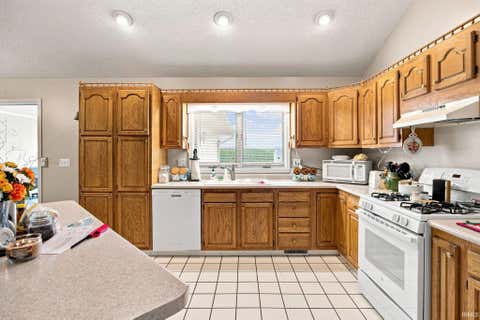 Tiny photo for 213 S Park Drive, Monticello, IN 47960 (MLS # 202626213)