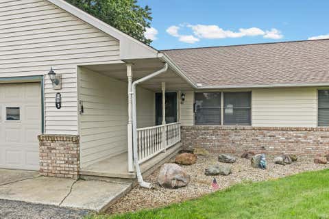 Tiny photo for 213 S Park Drive, Monticello, IN 47960 (MLS # 202626213)