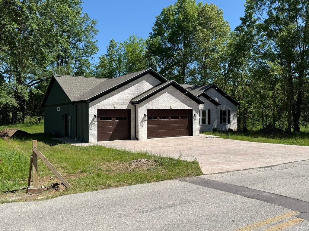 Photo of 6288 Jenner Road, Boonville, IN 47601 (MLS # 202615861)