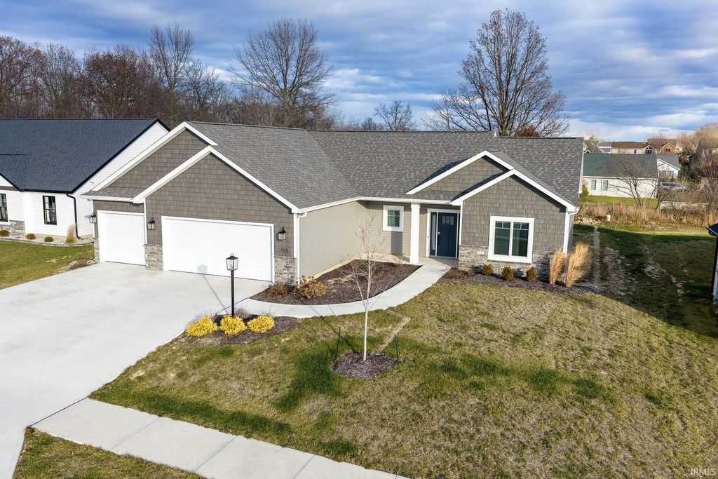 Photo of 765 Waxwing Court, Roanoke, IN 46783 (MLS # 202547556)