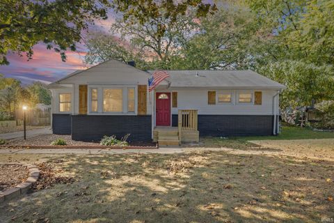 Photo of 1017 Sarasota Drive, Lafayette, IN 47909 (MLS # 202544096) Photo of 1017 Sarasota Drive, Lafayette, IN 47909 (MLS # 202544096)