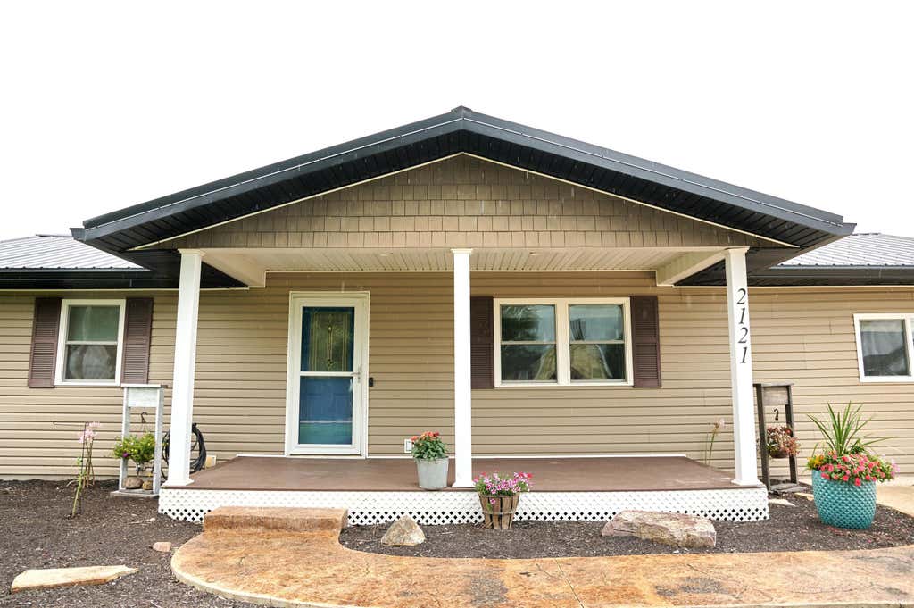 Photo of 2121 S Salem Road, Monroe, IN 46772 (MLS # 202632132)