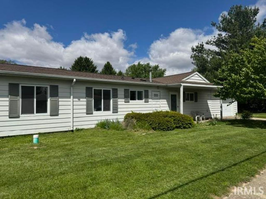 Photo of 1271 Chanute Street, Peru, IN 46970 (MLS # 202616449)