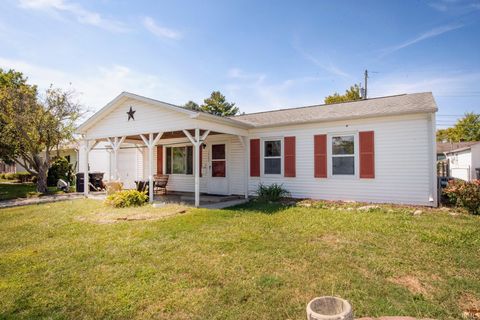 Tiny photo for 1303 Rochelle Drive, Lafayette, IN 47909 (MLS # 202537659)