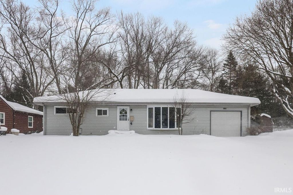 Photo of 53160 Nadine Street, South Bend, IN 46637 (MLS # 202602866)