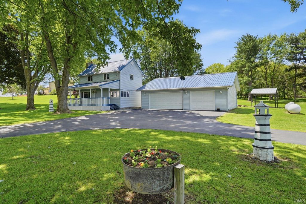 Photo of 8615 Branstrator Road, Fort Wayne, IN 46809 (MLS # 202618677)