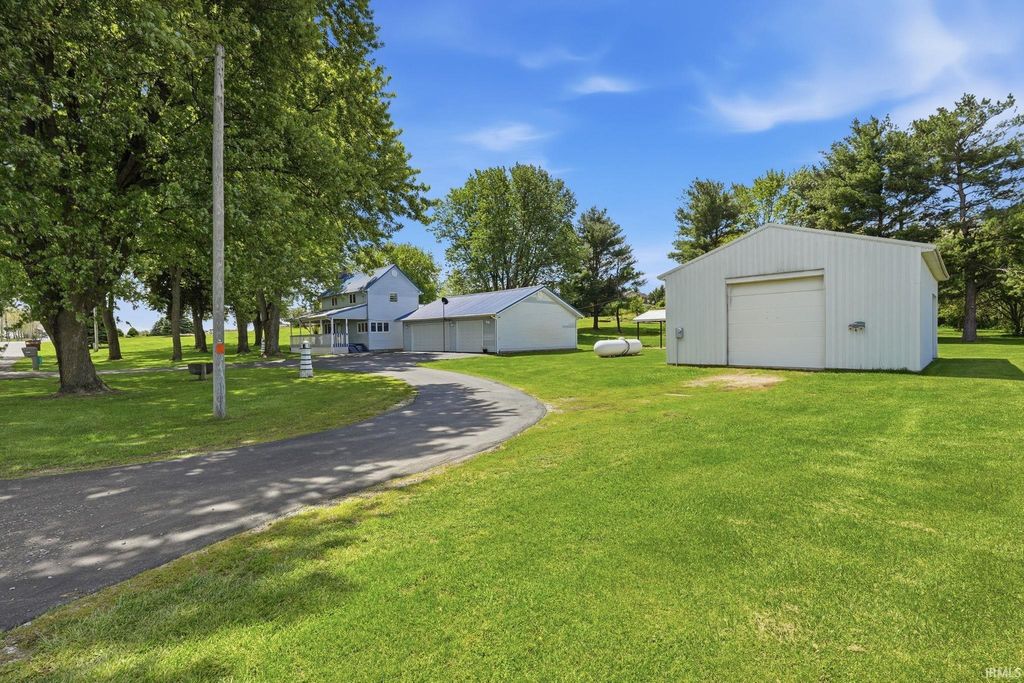 Photo of 8615 Branstrator Road, Fort Wayne, IN 46809 (MLS # 202618677)