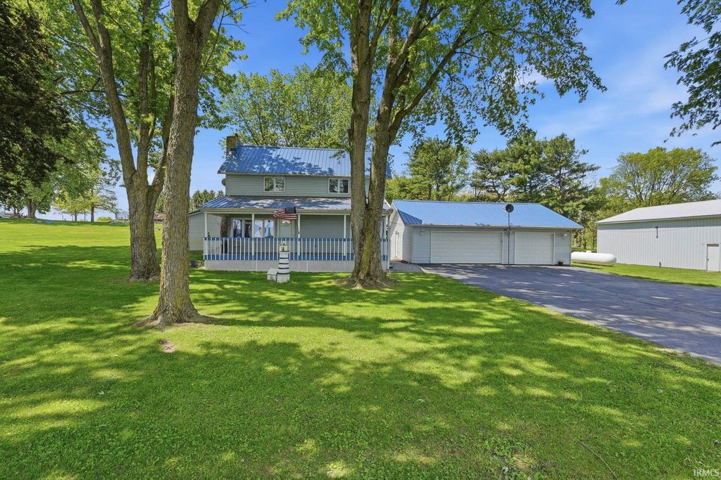 Photo of 8615 Branstrator Road, Fort Wayne, IN 46809 (MLS # 202618677)
