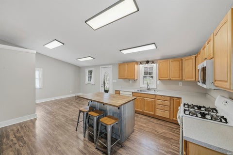 Tiny photo for 511 S Jackson Street, South Whitley, IN 46787 (MLS # 202634536)