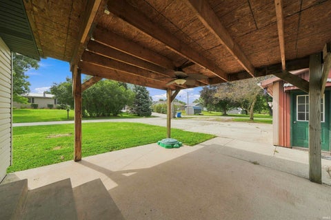 Tiny photo for 511 S Jackson Street, South Whitley, IN 46787 (MLS # 202634536)