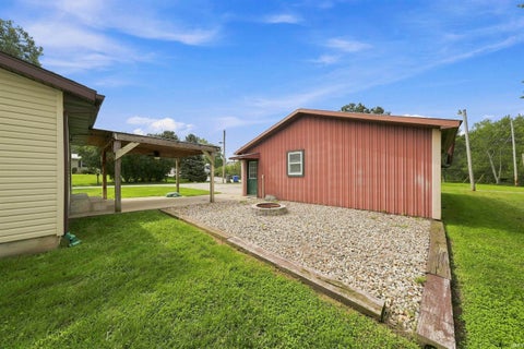 Tiny photo for 511 S Jackson Street, South Whitley, IN 46787 (MLS # 202634536)