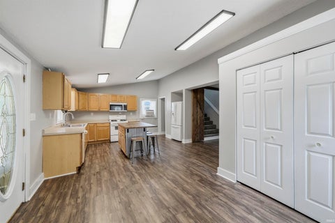 Tiny photo for 511 S Jackson Street, South Whitley, IN 46787 (MLS # 202634536)
