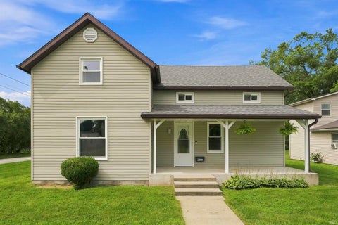 Tiny photo for 511 S Jackson Street, South Whitley, IN 46787 (MLS # 202634536)