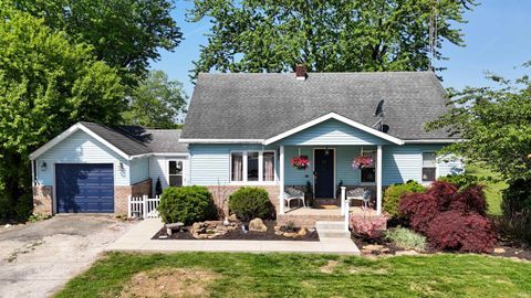 Photo of 806 S State Road 145, Birdseye, IN 47513 (MLS # 202614644)