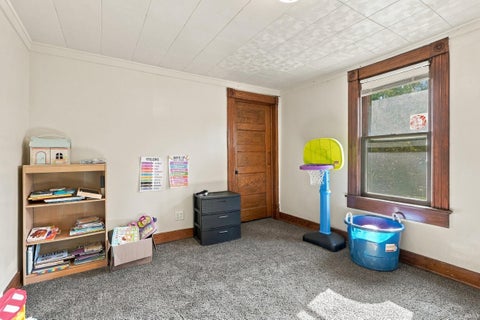 Tiny photo for 508 Watkins Street, Fort Wayne, IN 46808 (MLS # 202643696)