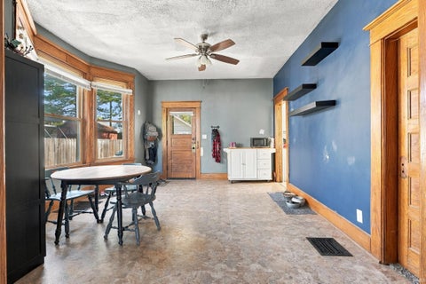 Tiny photo for 508 Watkins Street, Fort Wayne, IN 46808 (MLS # 202643696)