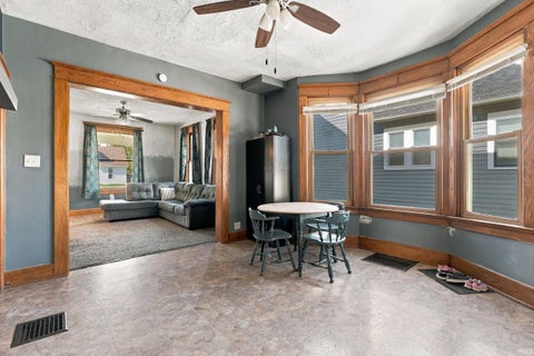 Tiny photo for 508 Watkins Street, Fort Wayne, IN 46808 (MLS # 202643696)