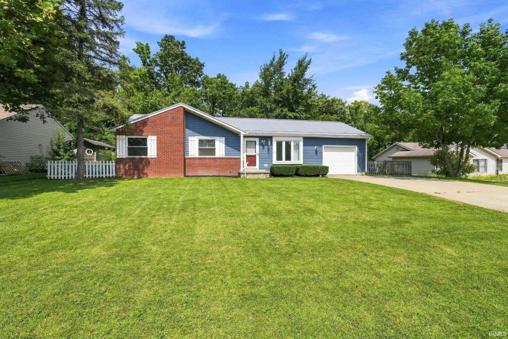 Photo of 316 Millstone Run, Churubusco, IN 46723 (MLS # 202635110)