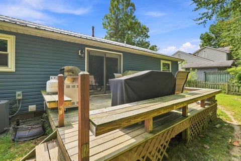 Tiny photo for 316 Millstone Run, Churubusco, IN 46723 (MLS # 202635110)