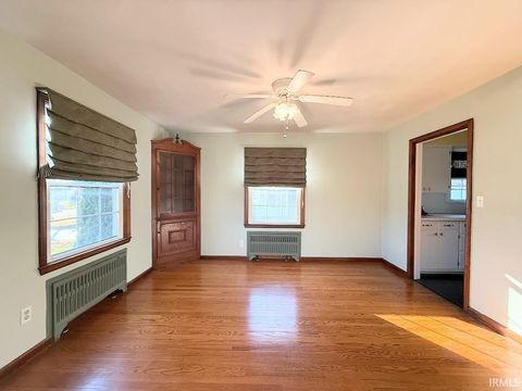 Tiny photo for 3128 N Pennsylvania Avenue, Logansport, IN 46947 (MLS # 202533211)