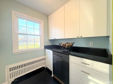 Tiny photo for 3128 N Pennsylvania Avenue, Logansport, IN 46947 (MLS # 202533211)