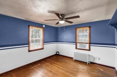 Tiny photo for 3128 N Pennsylvania Avenue, Logansport, IN 46947 (MLS # 202533211)