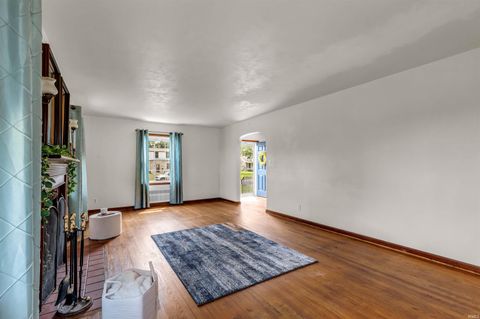Tiny photo for 3128 N Pennsylvania Avenue, Logansport, IN 46947 (MLS # 202533211)