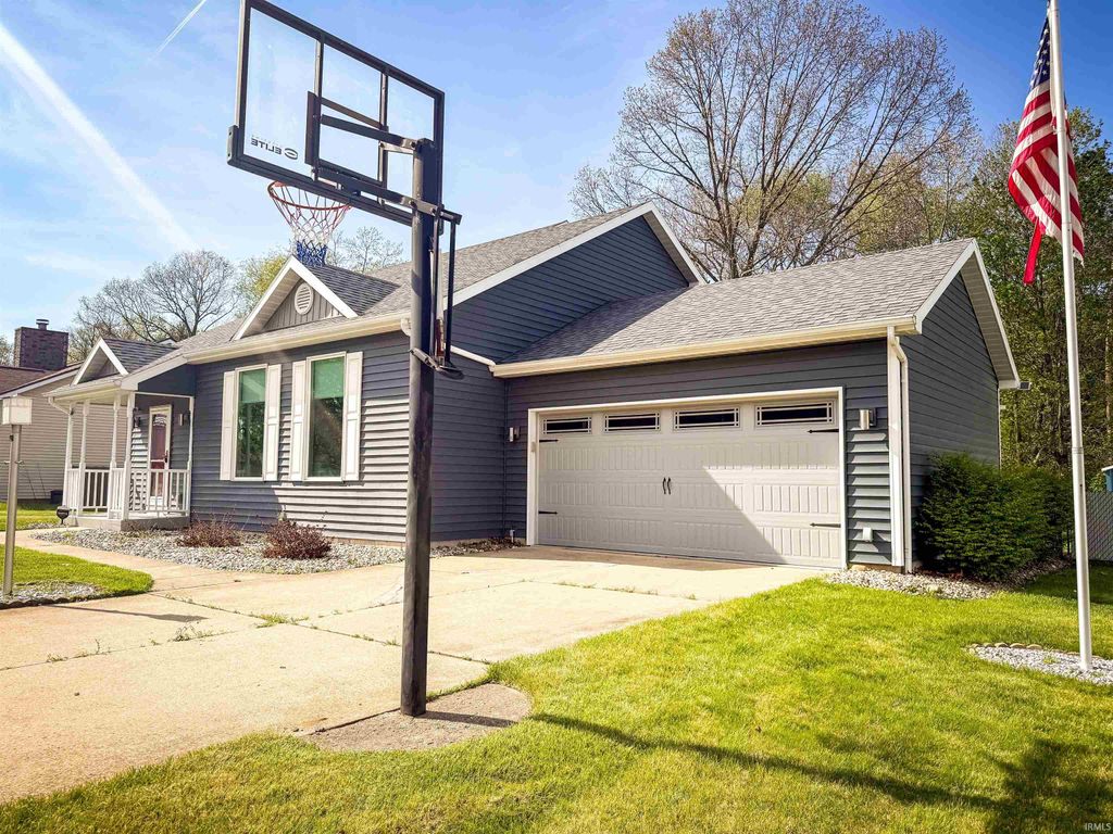 Photo of 10071 Ashwood Forest Drive, Osceola, IN 46561 (MLS # 202615054)