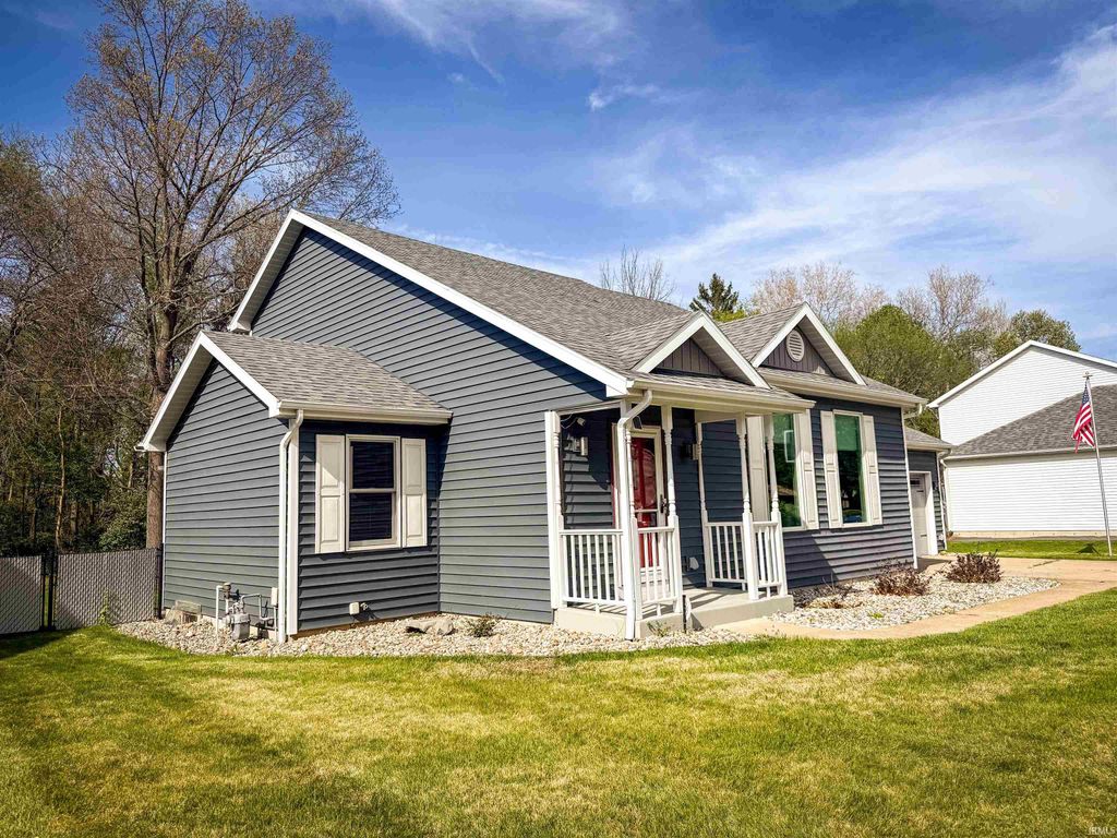 Photo of 10071 Ashwood Forest Drive, Osceola, IN 46561 (MLS # 202615054)