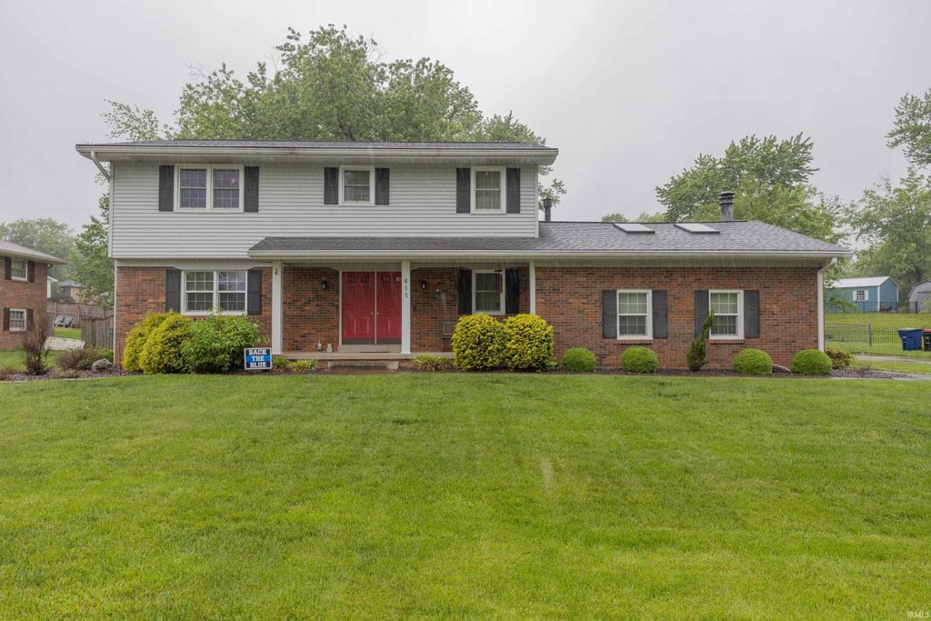 Photo of 615 Crestmont Drive, Evansville, IN 47712 (MLS # 202618669)