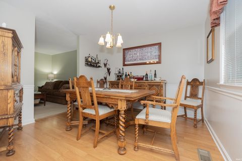 Tiny photo for 615 Crestmont Drive, Evansville, IN 47712 (MLS # 202618669)