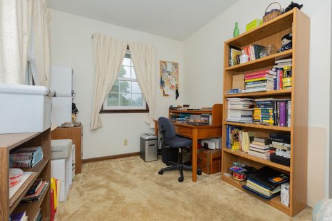 Tiny photo for 615 Crestmont Drive, Evansville, IN 47712 (MLS # 202618669)