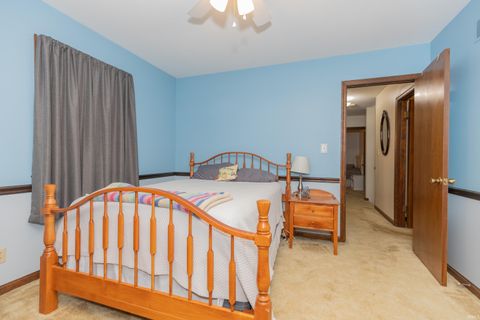 Tiny photo for 615 Crestmont Drive, Evansville, IN 47712 (MLS # 202618669)