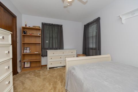 Tiny photo for 615 Crestmont Drive, Evansville, IN 47712 (MLS # 202618669)