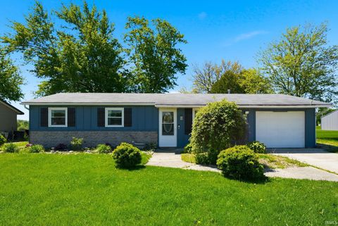 Photo of 22902 Woodburn Road, Woodburn, IN 46797 (MLS # 202617803)