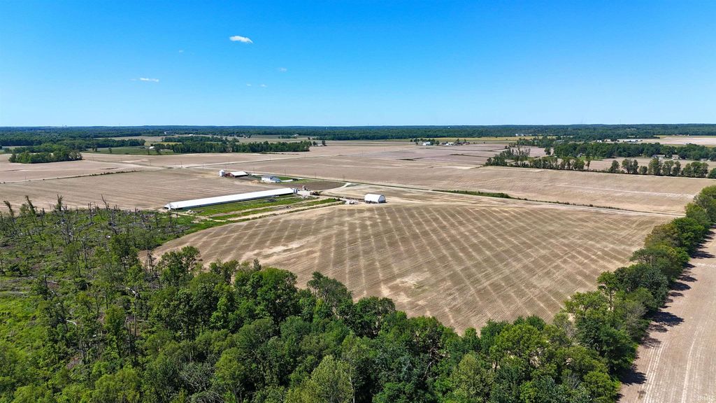 Photo of 29.25 Acres N 900 W, Linton, IN 47441 (MLS # 202619221)