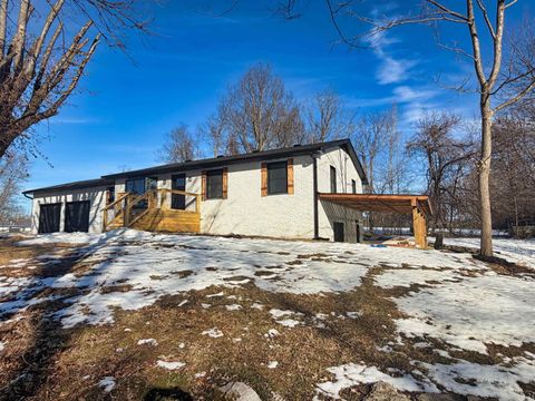 Tiny photo for 5101 S Madison Street, Bloomington, IN 47403 (MLS # 202604416)