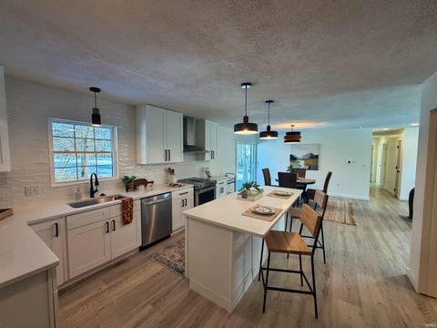 Tiny photo for 5101 S Madison Street, Bloomington, IN 47403 (MLS # 202604416)