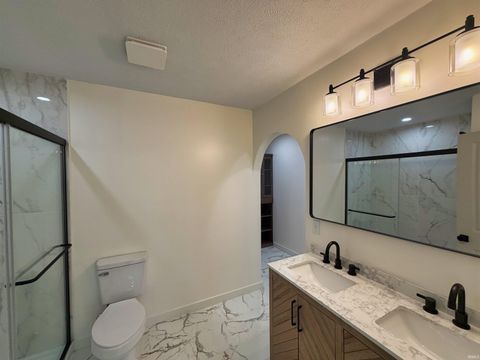 Tiny photo for 5101 S Madison Street, Bloomington, IN 47403 (MLS # 202604416)