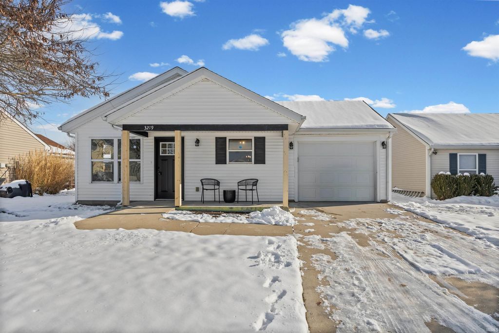 Photo of 3219 Turnbull Way, Lafayette, IN 47909 (MLS # 202548263)