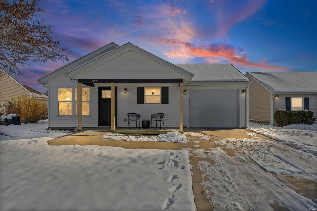 Photo of 3219 Turnbull Way, Lafayette, IN 47909 (MLS # 202548263)