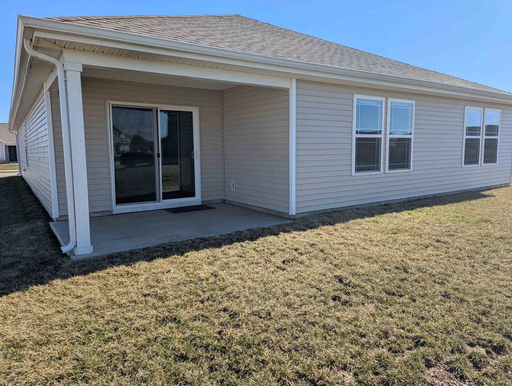 Photo of 1479 Livingston Lakes Way, Fort Wayne, IN 46818 (MLS # 202602164)