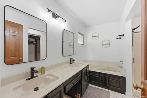 Tiny photo for 9020 Spring Forest Drive, Fort Wayne, IN 46804 (MLS # 202634296)