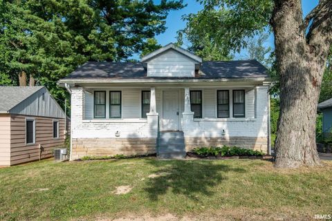 Photo of 204 S Clark Street, Bloomington, IN 47408 (MLS # 202546392)