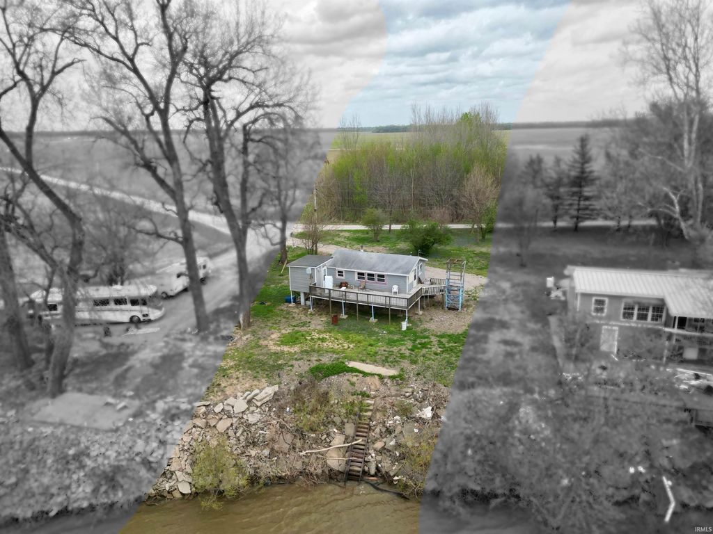 Photo of 3213 Old River Road, Evansville, IN 47715 (MLS # 202611360)