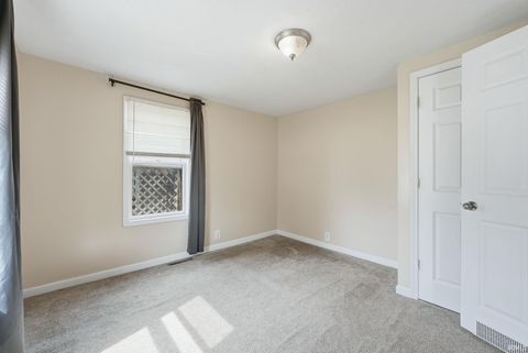 Tiny photo for 312 Joe Street, Huntington, IN 46750 (MLS # 202611347)