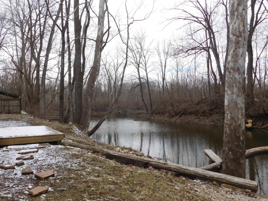 Photo of 6024 N County Road 800 West Road, Yorktown, IN 47396 (MLS # 202609112)